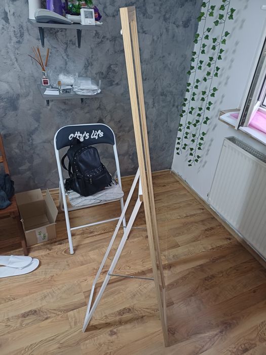 Oglinda decorativa 1,56×0,36 cm