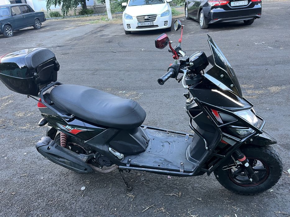 Продам скутер Самурай с документами