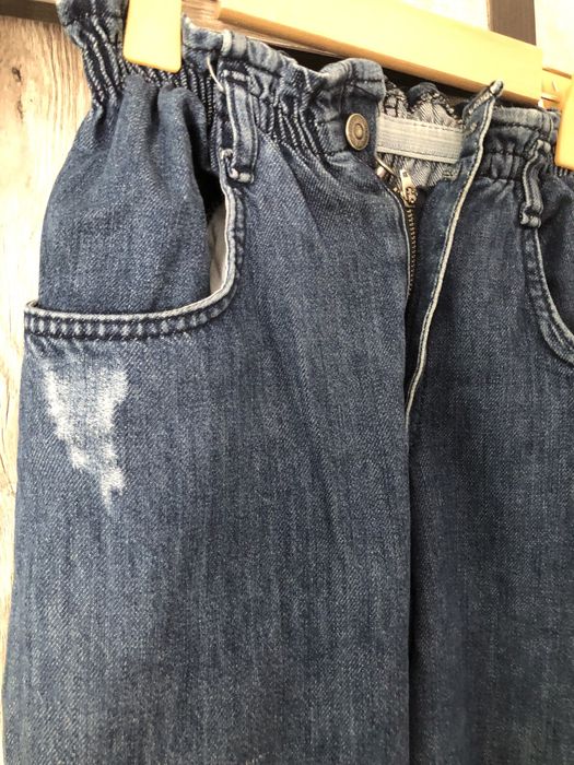 Джинсы момс 26 размер почти новые 80.000 тыс