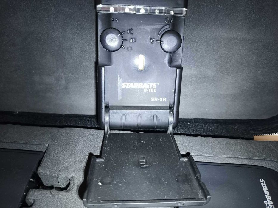 Зумери  СТАР БАЙТС  -ДИТЕКТе четири броя и лампа за палатка.