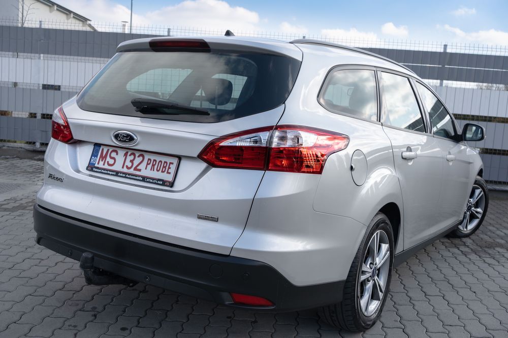 Ford Focus 2013 1.6TDCi 115cp EURO5 KmReali Garantie 3Ani Model-Style Xenon LED Navi Pilot Scaune Incalzite ParcAssist
