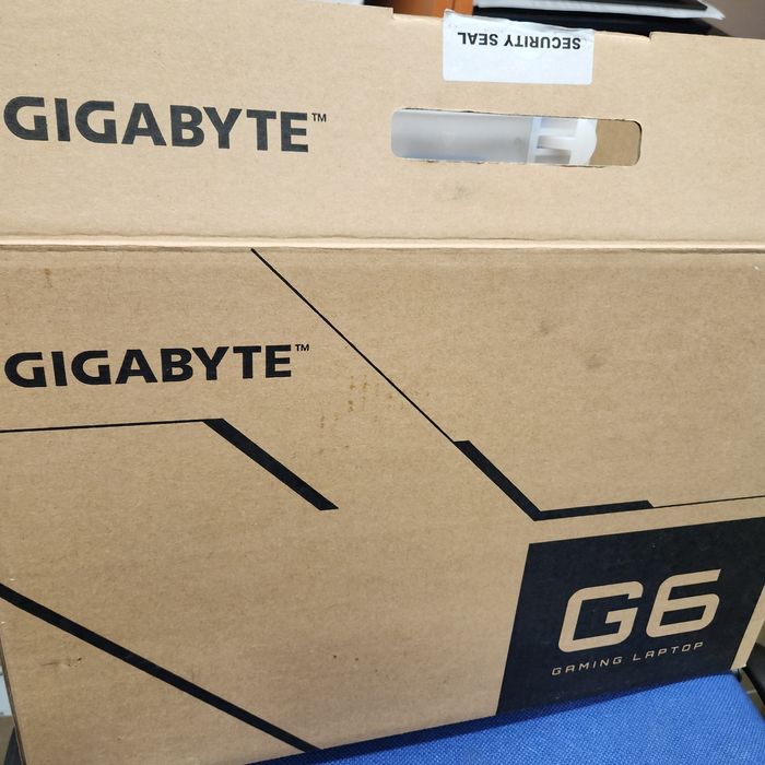 Hope Amanet P11-Gigabyte G6/ i7-13th/Ram 16gb/Ssd 512gb/Rtx 4050-6gb