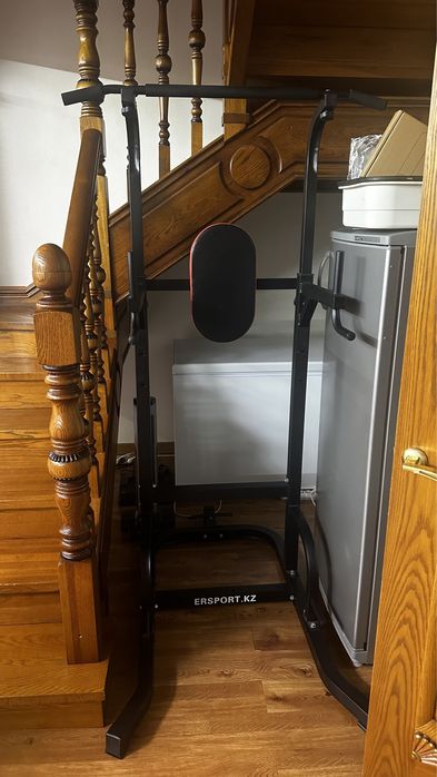 Продам турник регулируемый