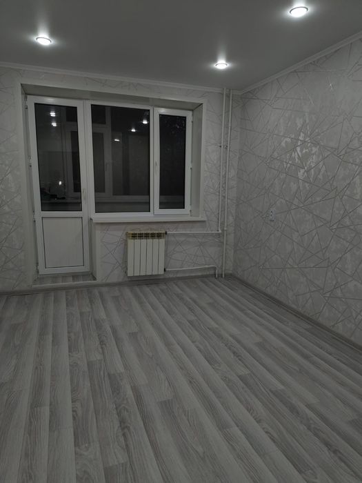 Продам 2 Ком  Квартиру