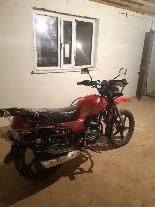 Gsx susuki 200cc