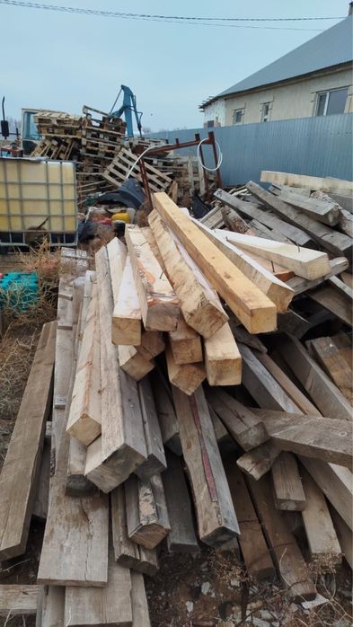 Продаётся Брусок , поддон