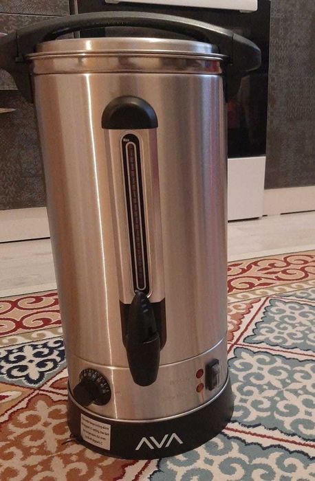 Продам термопот новый