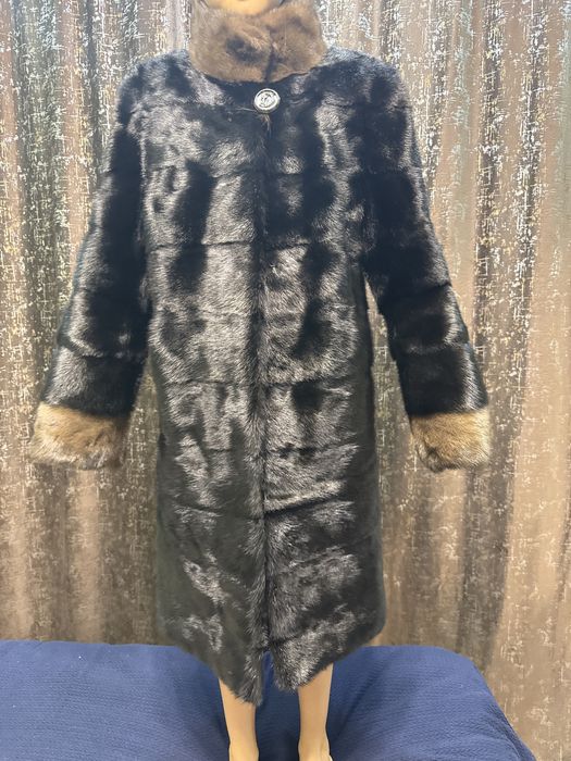 Продам Норкавую шубу