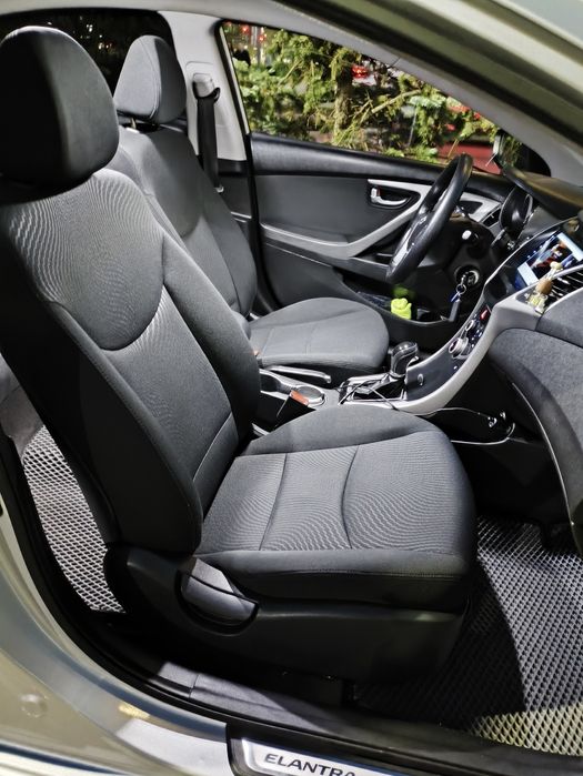 Hyundai elantra 2014