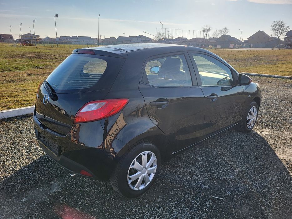 Mazda 2, motor 1,4 benzină-75 CP