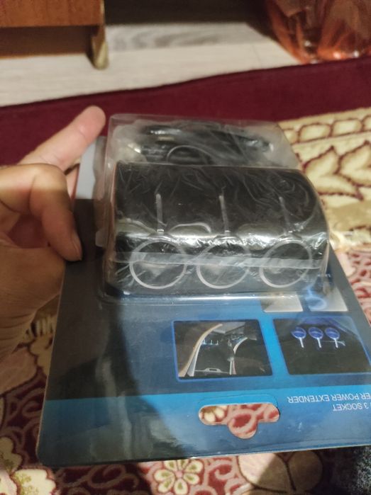 Тройник для автомобиля.