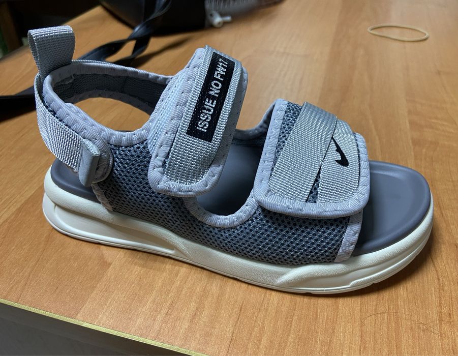 Десткие сандали