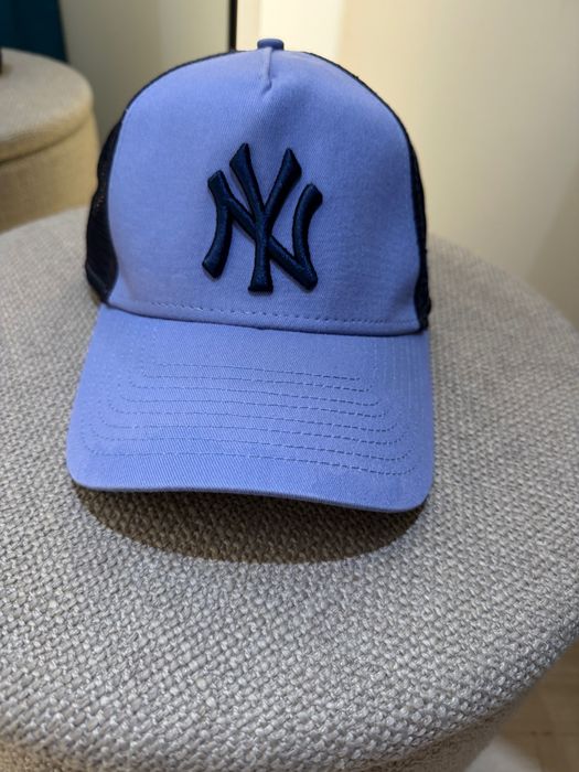 Шапка с козирка New Era