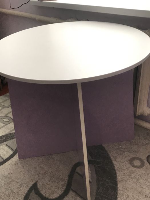 Продам стол