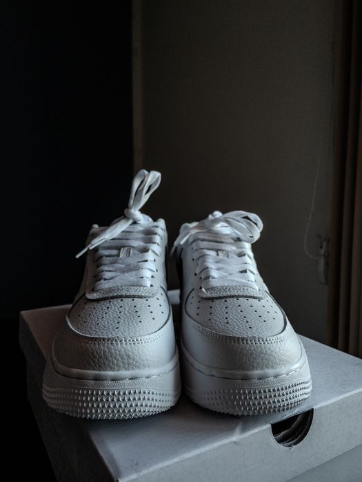 Air Force 1 Black Swoosh 07’ 43 Noi