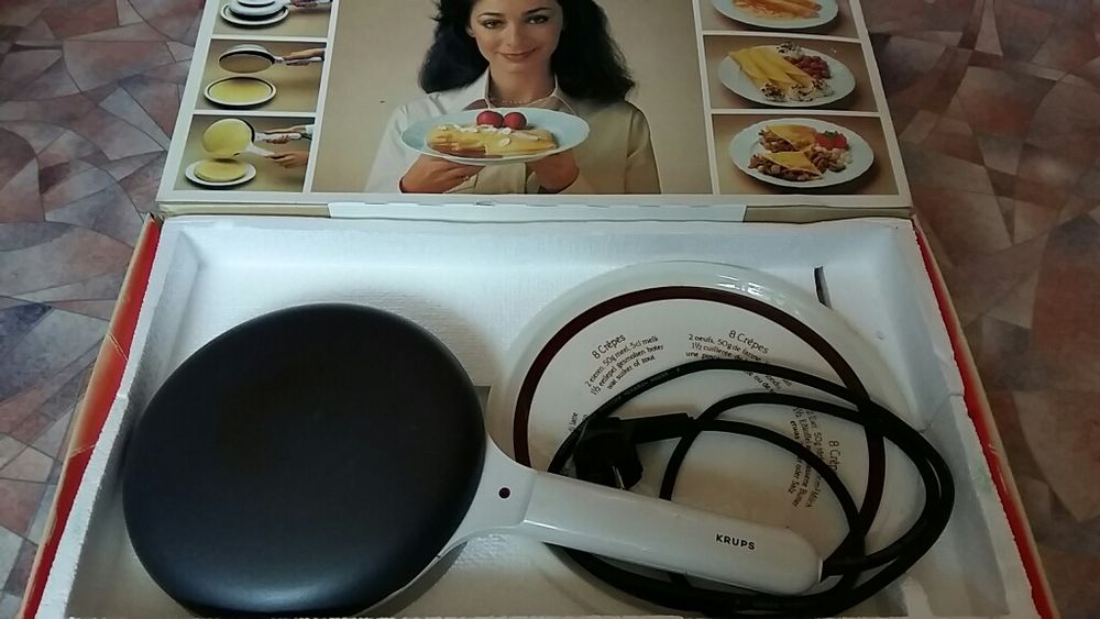 Продам электроблинницу KRUPS