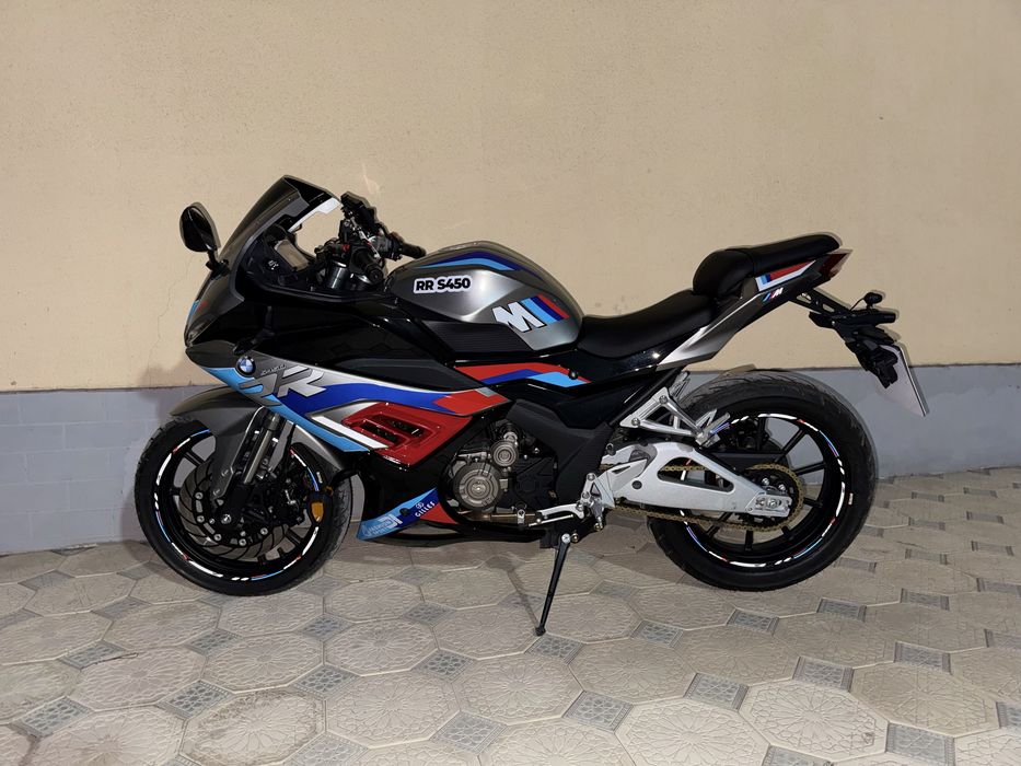 Moto bmw 400 kub  BMW. 2025 oktabr