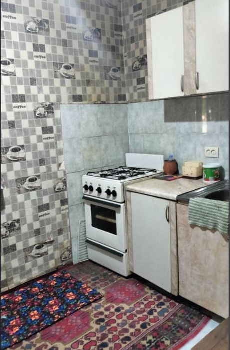 Аренда Рисовый, Мухтара Ашрофи
