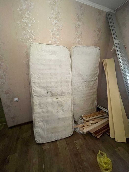 Матрасы 1,90*90 см б/у