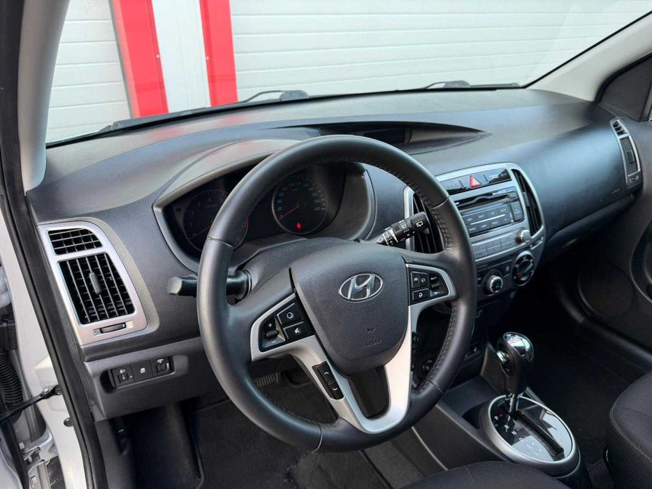 Hyundai I20 1.4I