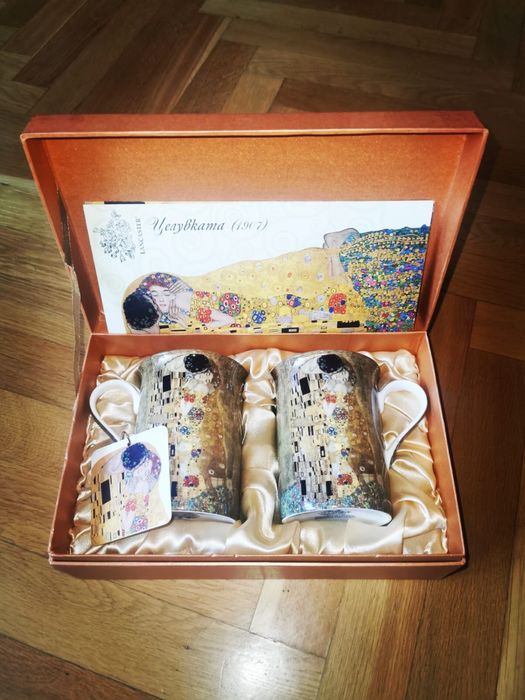 Антикварни чаши от фин костен порцелан Lancaster 2 бр.  за чай и кафе