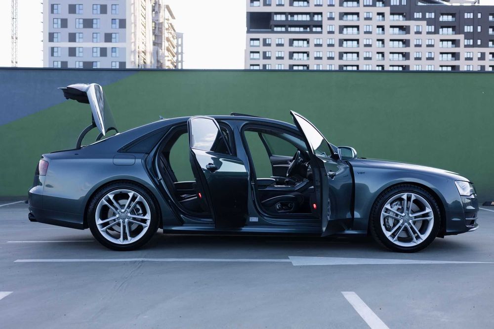 Audi A8 S8 4.0 TFSI ZF8HP Impecabilă  kilometri reali fara daune