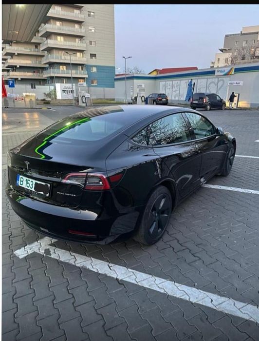 Tesla Model 3 Dual Motor Long Range