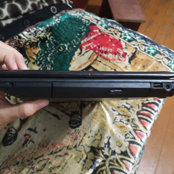 Черный Ноутбук Lenovo