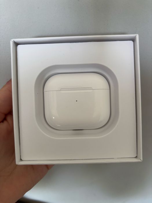 Airpods 3 в много добро състояние