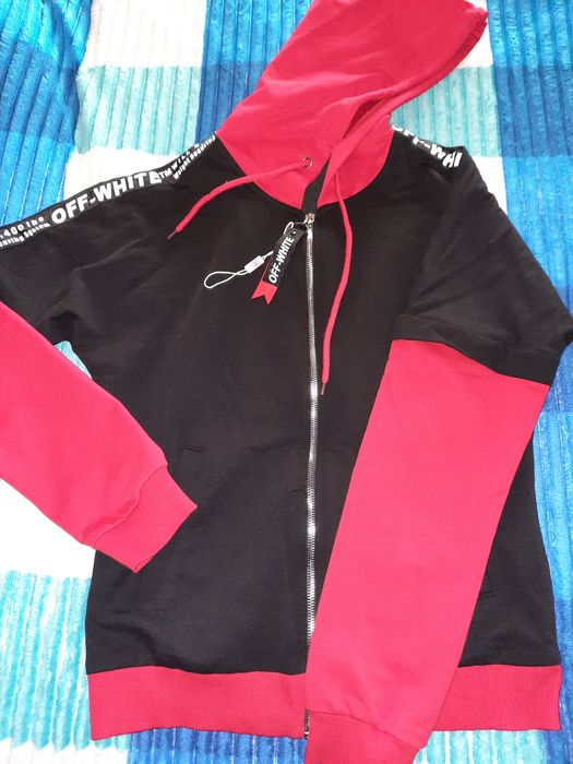 Продам спортивный костюм