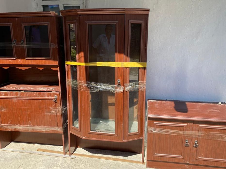 Продаётся шкаф по низкой цене