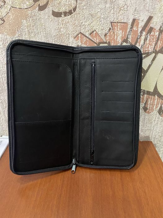 Кожаный портмоне кошелек черный