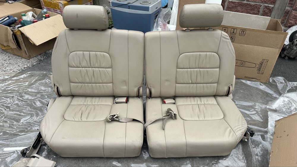 Задние сидения LX 470