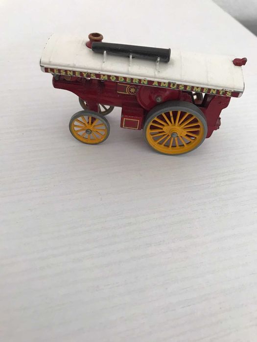 Figurina Buddha si macheta vagon abur Lesney's Modern Amusement