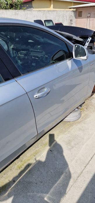 Usi dreapta audi a4 b8 LX7W gri metalizat