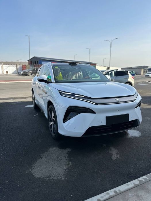 Byd tang L 670km  2 pozitsa 2026 Restayling