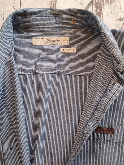 !!!2 броя мъжки ризи ТЕОДОР и Wrangler в отлично състояние!!!