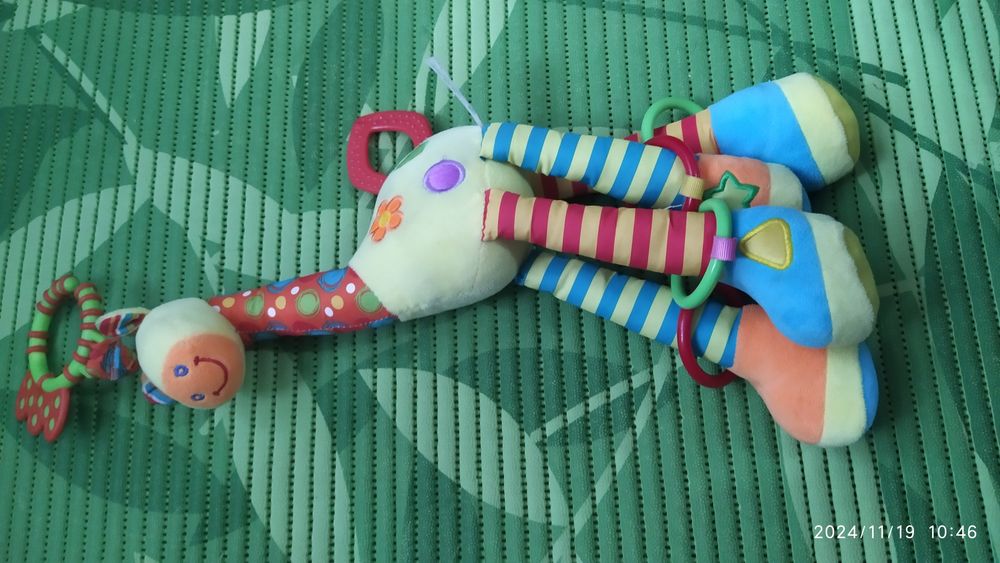 Игрушки для малыша ( см.описание)