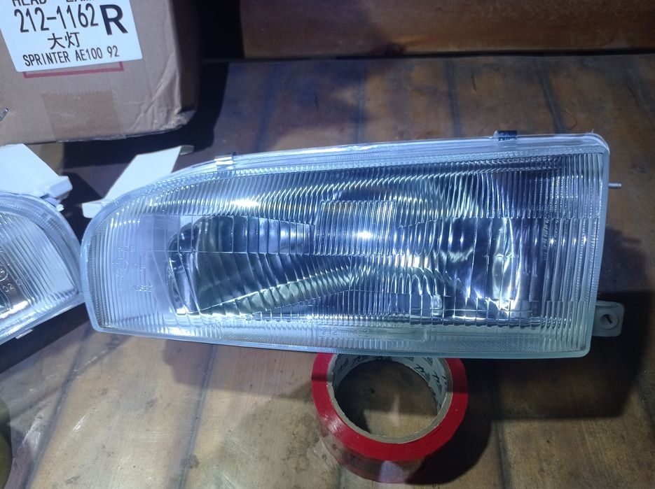 Фары на Тойота спринтер ае100, 91-95год