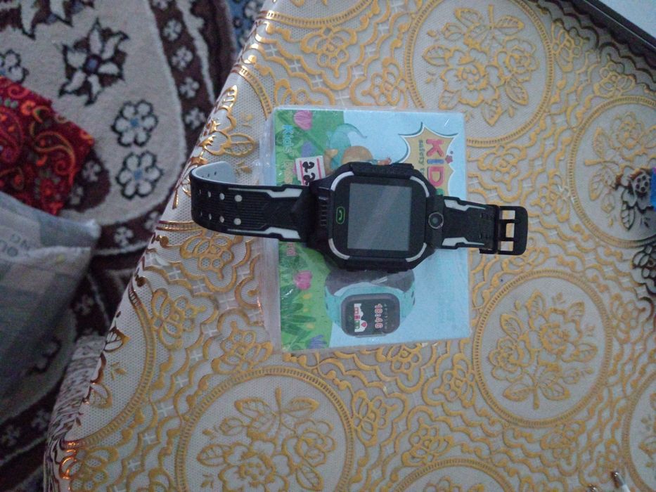 Болалар кул телефонни соатдай