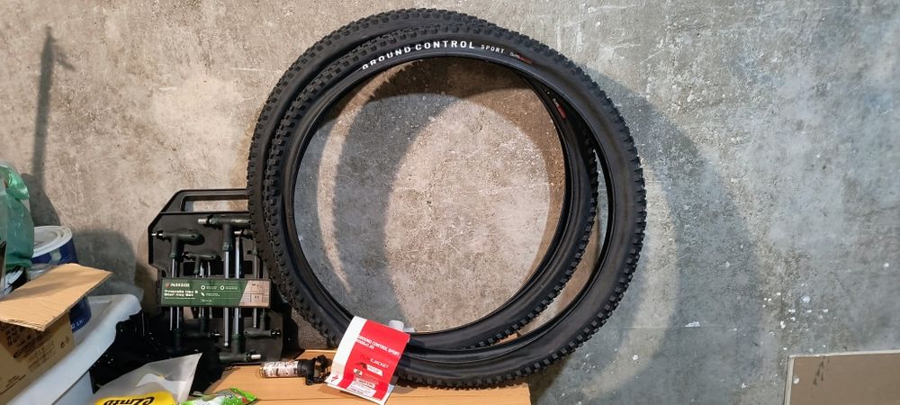 ЧИСТО НОВИ ВЪНШНИ ГУМИ 27.5 !!! Maxxis, Specialized