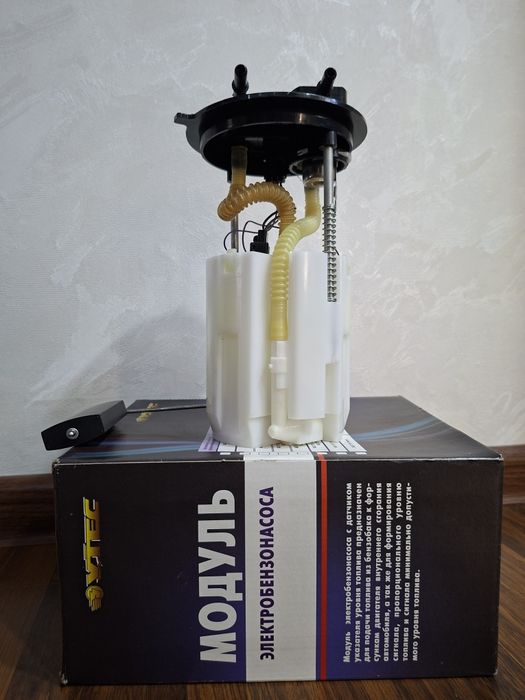 Бензонасос в сборе (модуль бензонасоса) подходит на ВАЗ 1118 Калина-1,