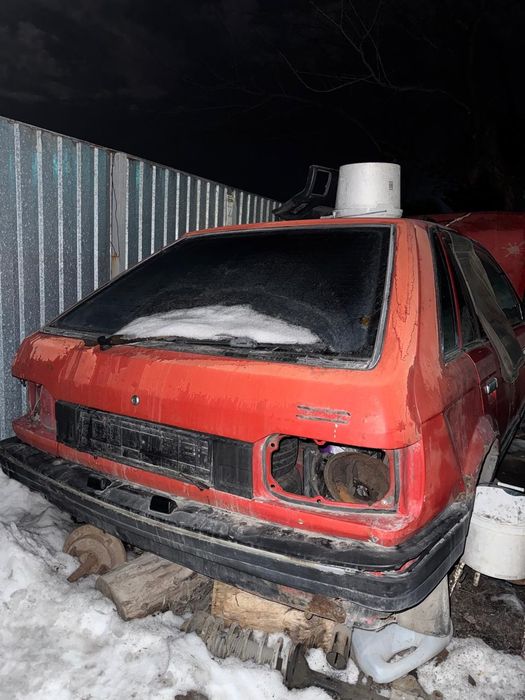 Мазда 323 на разбор