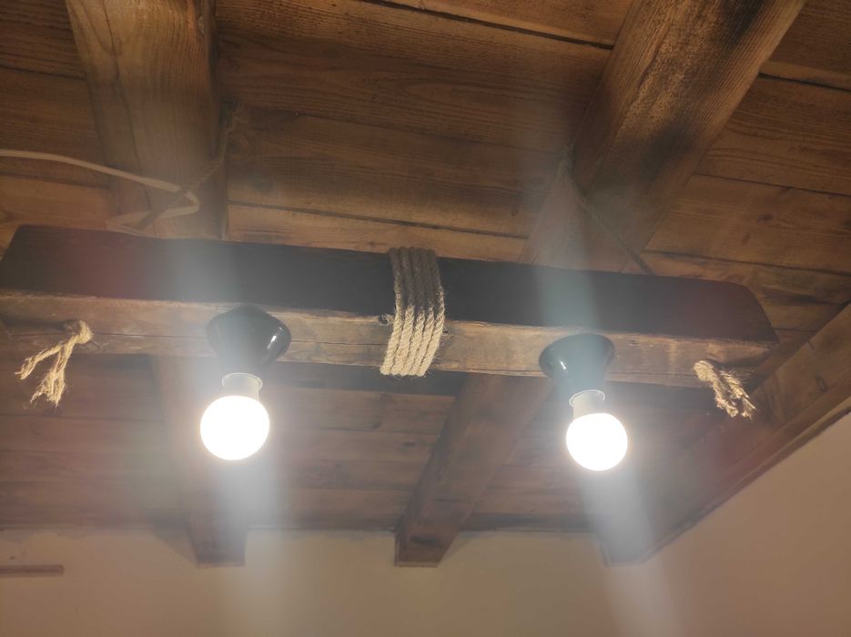 Ръчно изработени предмети от дърво