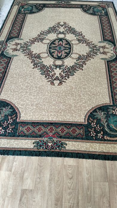 Продам ковёр 10000