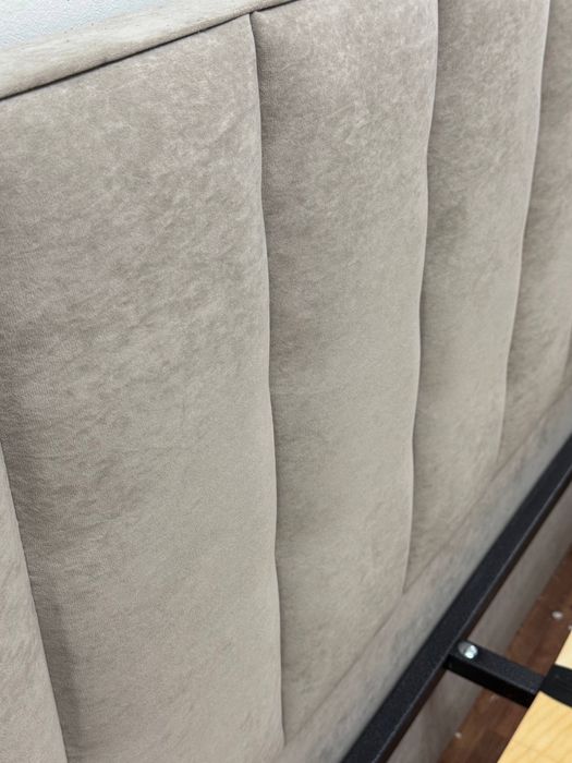 Двухспальна кровать 200х180