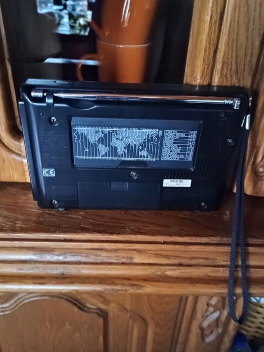 Sony model icf-sw7600G