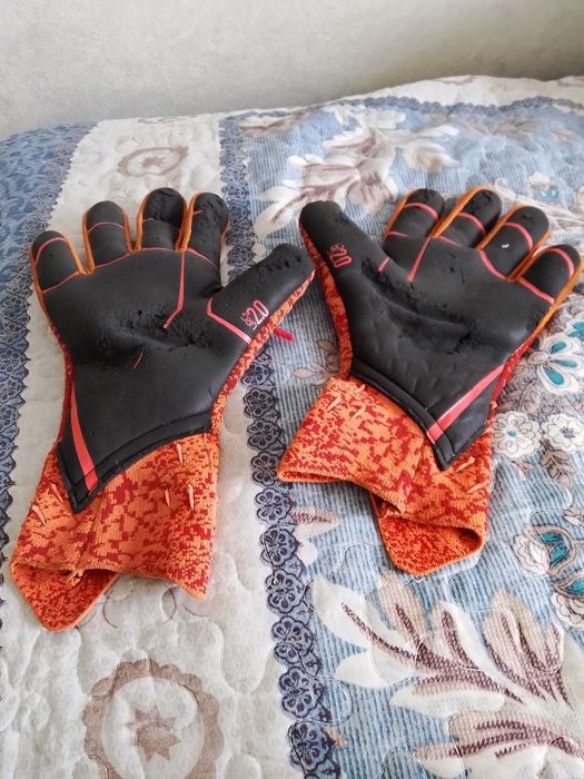 Варатарские перчатки