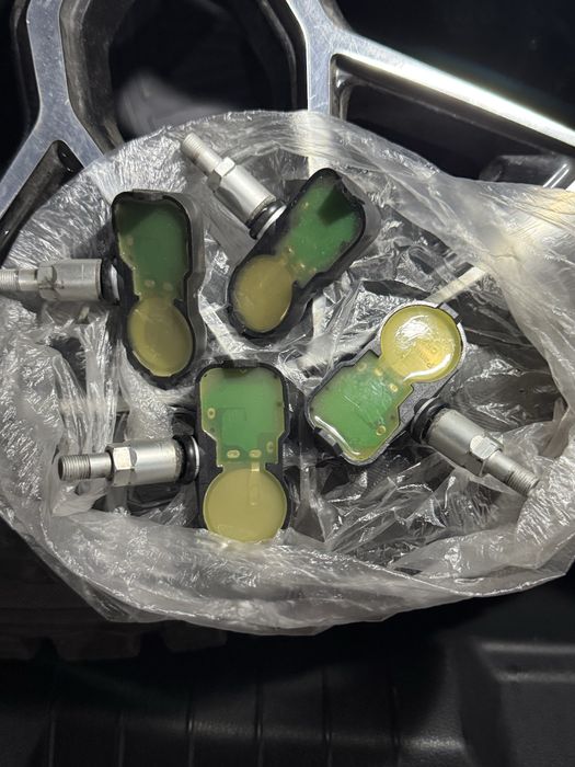 Тоиота датчик давление шин