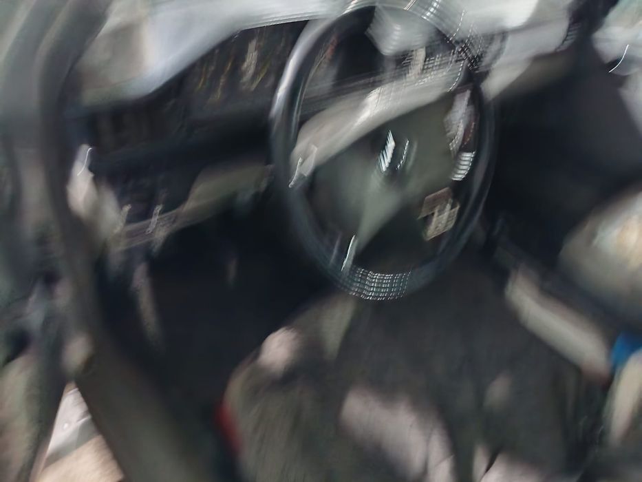 Продаю Мерседес E230